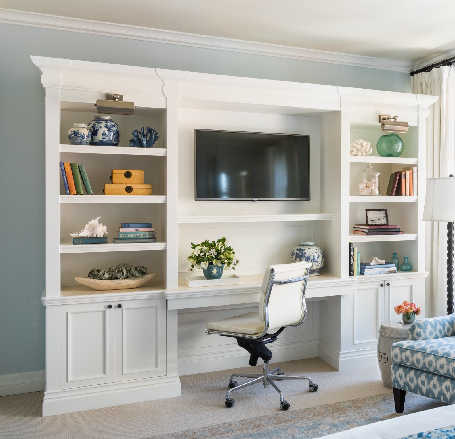 Deluxe Room Desk with TV set up